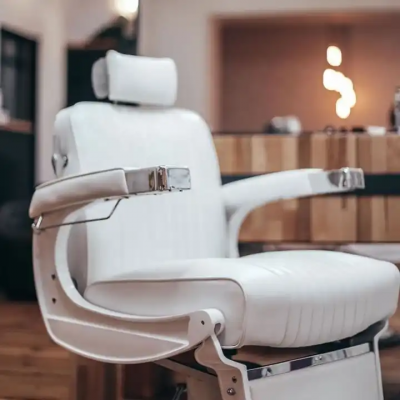  CLASSIC BARBER CHAIR